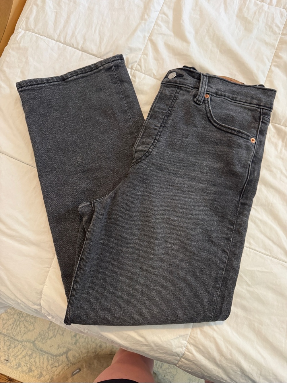Levi’s women’s Ribcage Straight Ankle Jeans